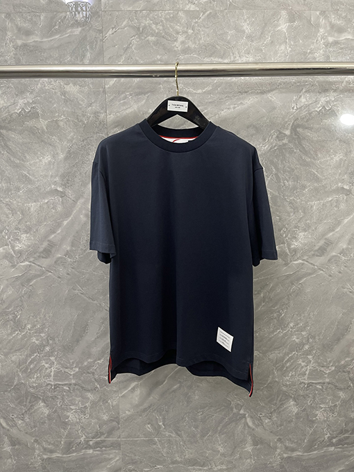 トムブラウン 新しい三色リボンデザイン半袖Tシャツ