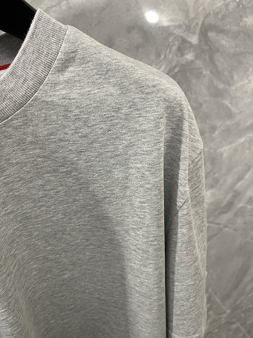トムブラウン 新しい三色リボンデザイン半袖Tシャツ