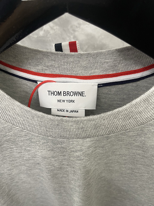 トムブラウン 新しい三色リボンデザイン半袖Tシャツ
