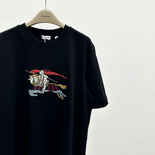 バーバリー カラフルな騎士刺繍半袖Tシャツ