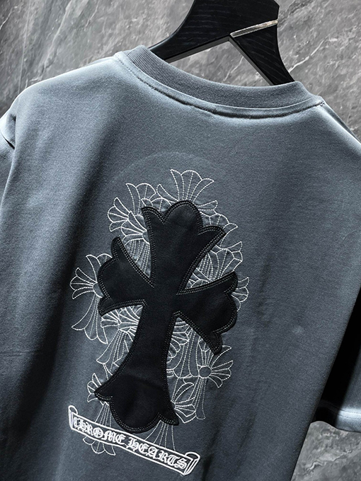 クロムハーツピン皮半袖シャツ