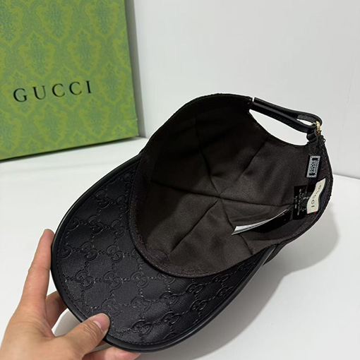 グッチ軽量で通気性が良いのベースボールキャップ