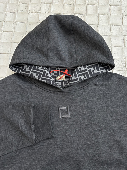 フェンディ 新しいFF刺繍フードパーカー