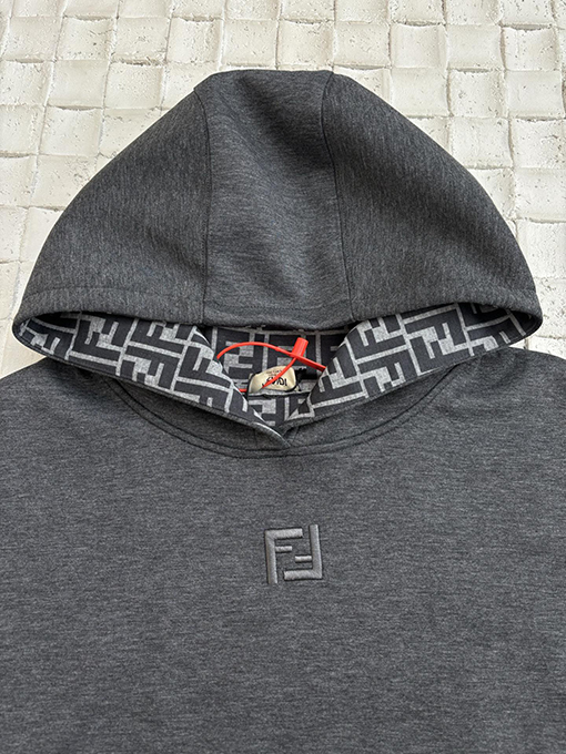 フェンディ 新しいFF刺繍フードパーカー