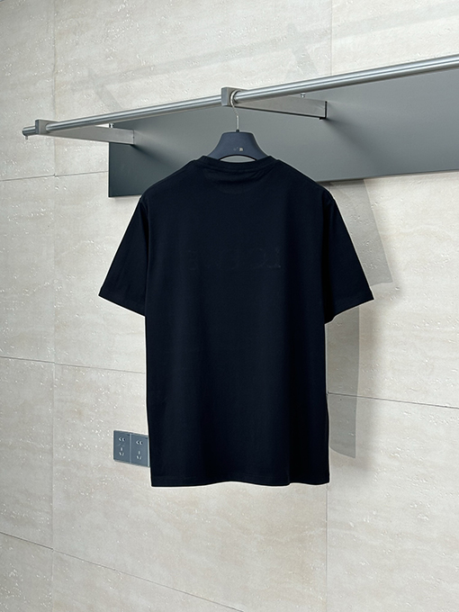 ロエベ 新しい虹の文字刺繍半袖Tシャツ