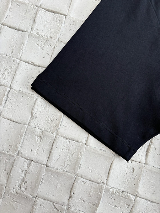 ロエベ 新しい虹の文字刺繍半袖Tシャツ
