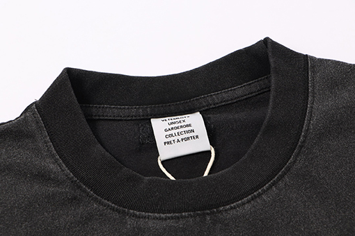 ヴェトモン 新しいDVDプリントウォッシュ古い半袖Tシャツ