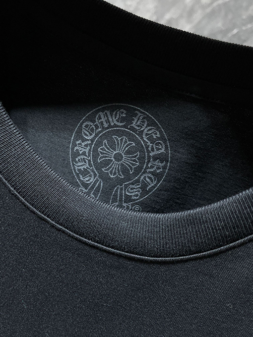 クロムハーツコピー ファッション馬蹄十字花サンスクリット半袖Tシャツ