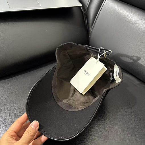 セリーヌ の白黒パッチワークベースボールキャップ
