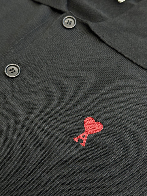 アミ Paris ハート刺繍ニットカーディガン