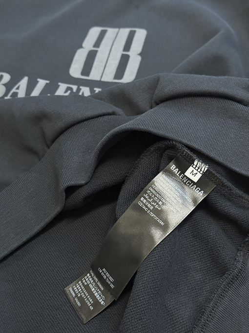 バレンシアガ Balenciaga nano BB プリントパーカー