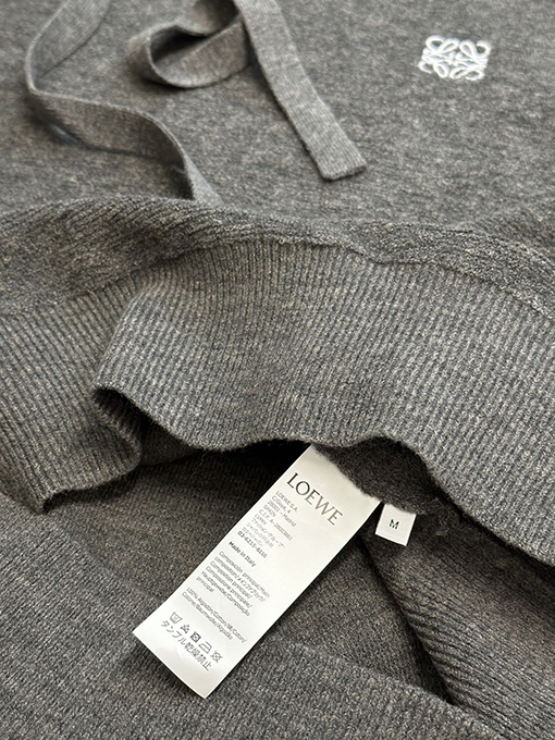 ロエベ Loewe Anagram 刺繍パーカー