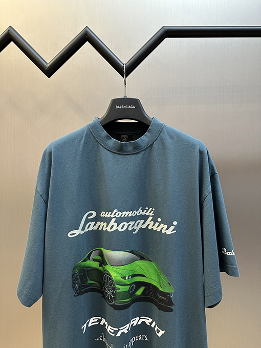 バレンシアガ コラボレーションプリント半袖Tシャツ
