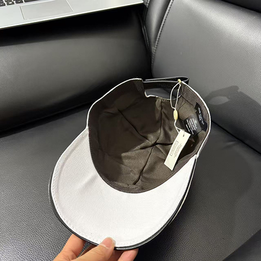 ルイヴィトン 新しいオリジナルのベースボールキャップ