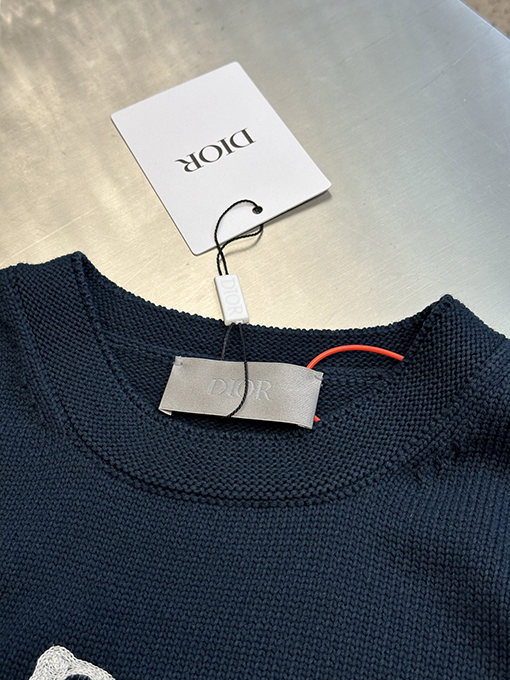 ディオールスーパーコピー Dior For My Real Friends 刺繍ニット長袖セーター