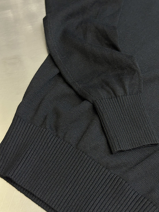 アミコピー Paris クラシックハート刺繍ニット