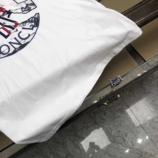 モンクレール コラボレーションプリント半袖Tシャツ