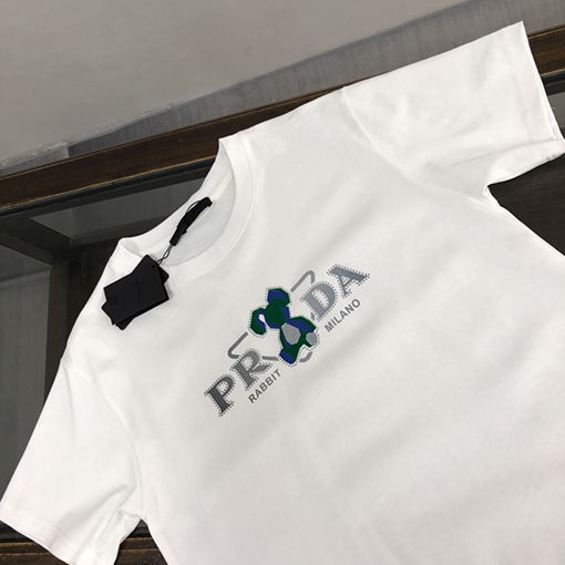 プラダスーパーコピー 新しいカウンターシリーズ純綿ファッション半袖Tシャツ