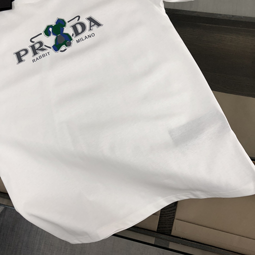 プラダスーパーコピー 新しいカウンターシリーズ純綿ファッション半袖Tシャツ