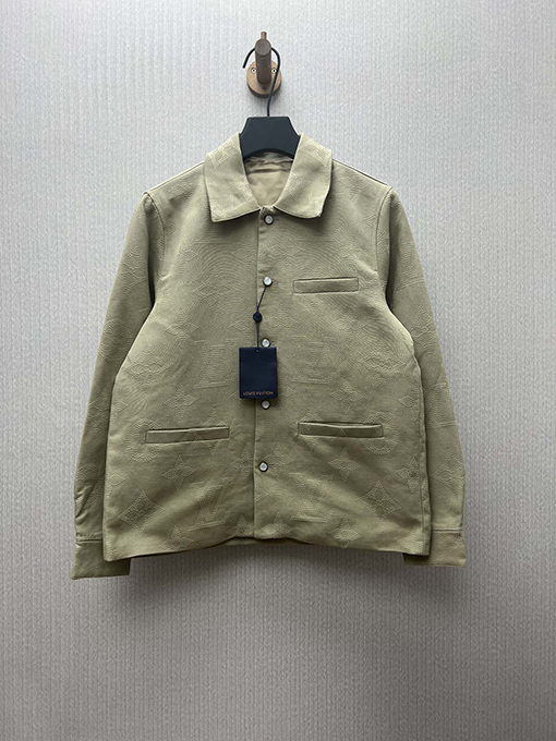 ルイヴィトンコピー 新しい Safari Monogram ジャケットスタイルのシャツ