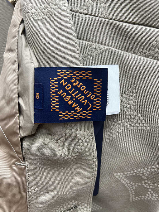 ルイヴィトンコピー 新しい Safari Monogram ジャケットスタイルのシャツ