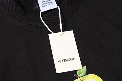 ヴェトモン 新しいデジタルプリントアップルルーズラウンドネックパーカー
