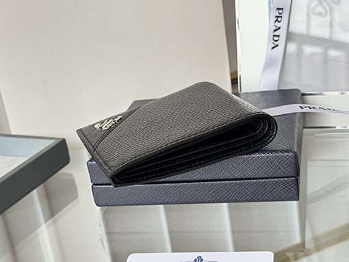 プラダスーパーコピー新しい牛革 財布
