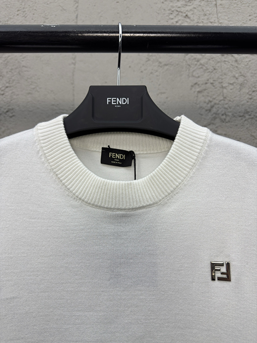 フェンディ FFメタリックロゴウールニット半袖Tシャツ