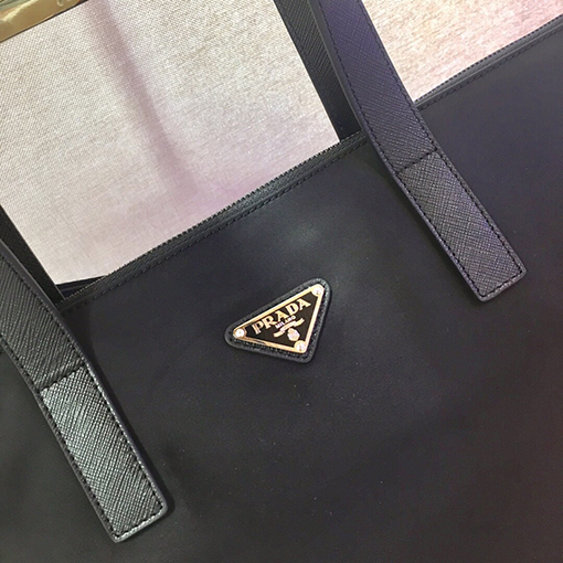 プラダスーパーコピー新しいショッピングバッグ