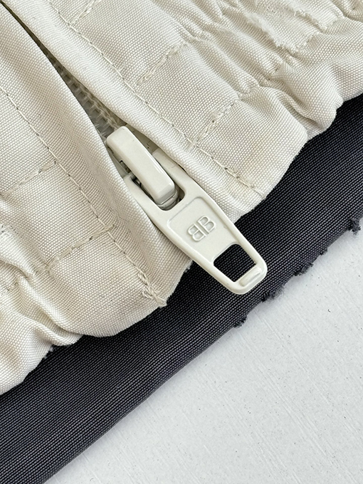 バレンシアガ Balenciag ロゴ刺繍パッチワークジッパージャケット
