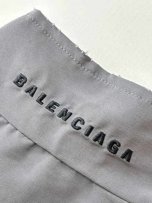 バレンシアガ Balenciag ロゴ刺繍パッチワークジッパージャケット