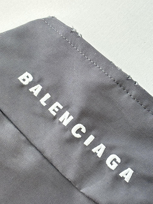 バレンシアガ Balenciag ロゴ刺繍パッチワークジッパージャケット
