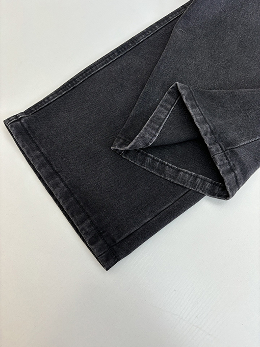 ロエベ 新しいAnagram刺繍デニムパンツ