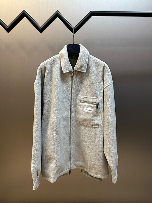 ディオール Dior ベルベットのロゴ入りジャケット