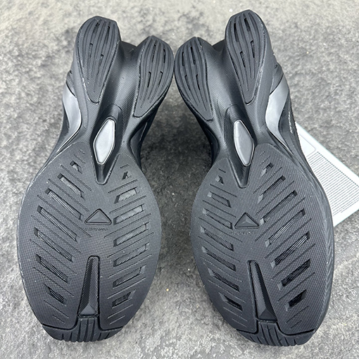 Maison Margiela x Salomon Bladeスーパーコピー コラボレーションシリーズのスポーツシューズ