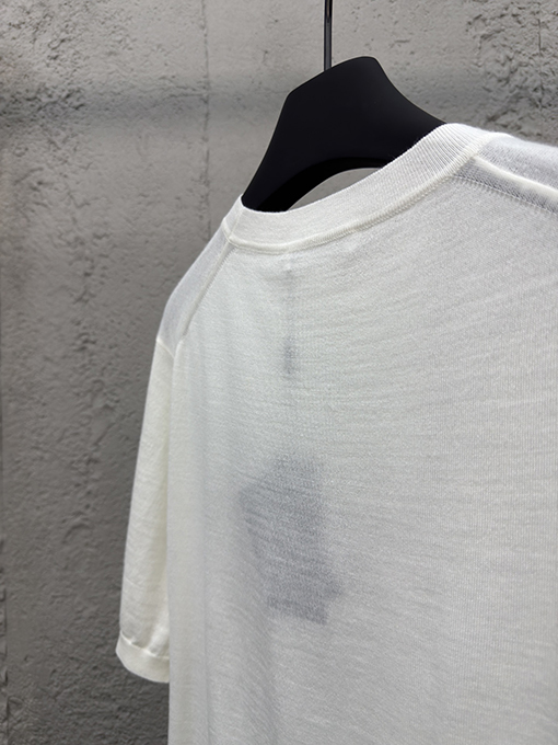プラダ 刺繍入りウール半袖Tシャツ