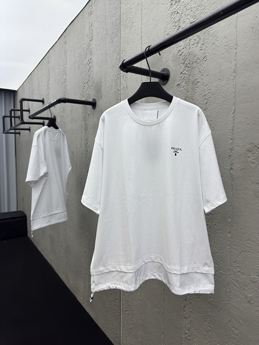 プラダコピー クラシックロゴステッチ半袖Tシャツ