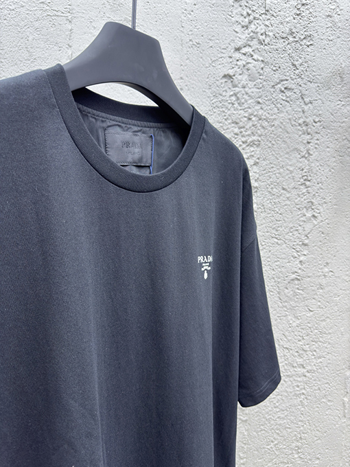 プラダコピー クラシックロゴステッチ半袖Tシャツ