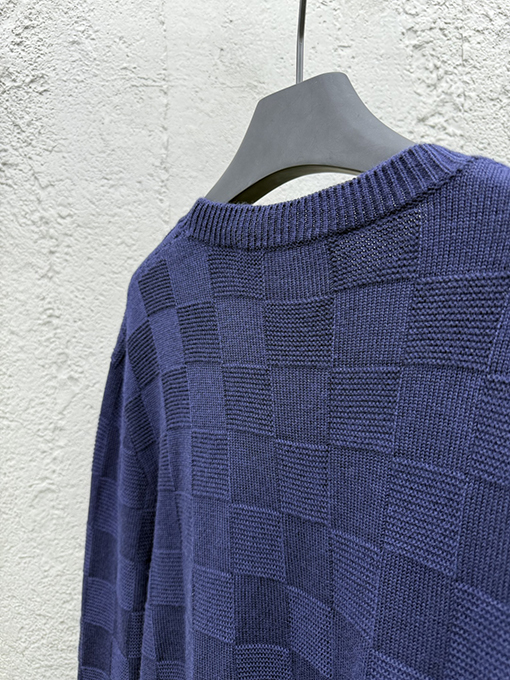 ルイヴィトン ビーズ刺繍のチェック柄プルオーバーセーター