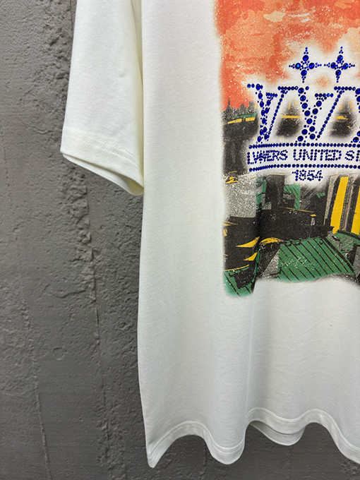 ルイヴィトンスーパーコピー ラインストーンアルファベット柄半袖Tシャツ