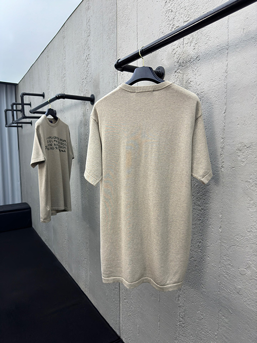 ルイヴィトン ニットアルファベットサイン半袖Tシャツ