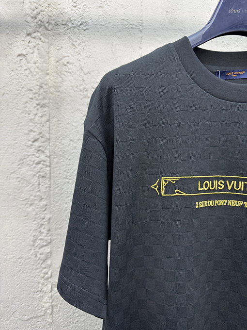 ルイヴィトンスーパーコピー ファッション金枠刺繍ニット半袖Tシャツ