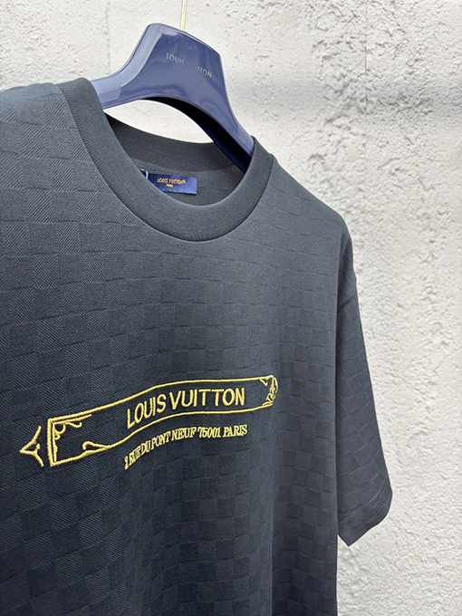 ルイヴィトンスーパーコピー ファッション金枠刺繍ニット半袖Tシャツ