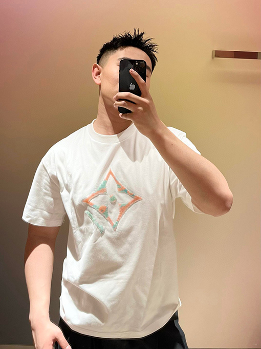 ルイヴィトン クローバー3 Dドロップ半袖Tシャツ
