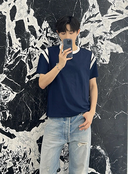 セリーヌ ファッションカラースリーブ刺繍半袖Tシャツ