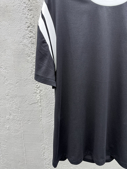 セリーヌ ファッションカラースリーブ刺繍半袖Tシャツ