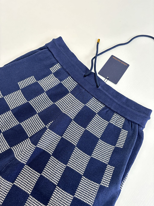ルイヴィトンコピー 新しいアルファベットのジャカードとチェック柄のニットショーツ