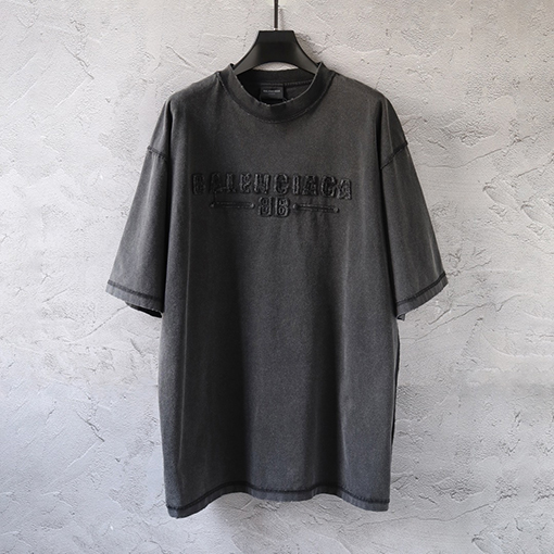 バレンシアガスーパーコピー 擦り切れた古い重工業ウォッシュ文字パッチ刺繍半袖Tシャツ
