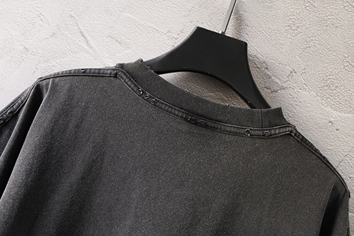 バレンシアガスーパーコピー 擦り切れた古い重工業ウォッシュ文字パッチ刺繍半袖Tシャツ