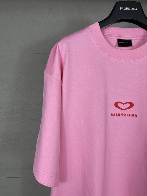 バレンシアガ 七夕バレンタイン限定ハートロゴ半袖Tシャツ